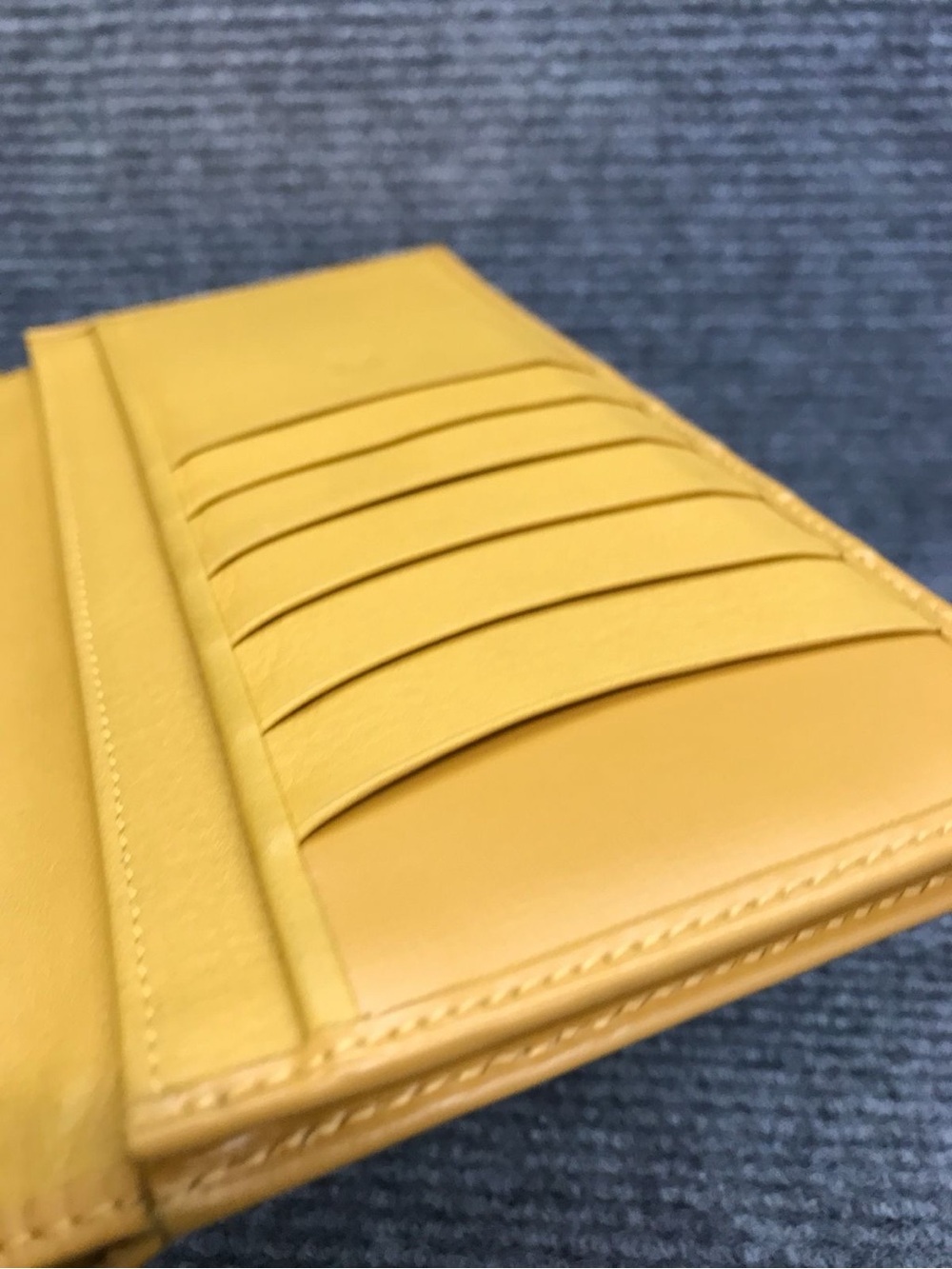 Loewe Vintage Mustard Yellow Leather Continental Wallet Snap Closure - Picture 9 of 15